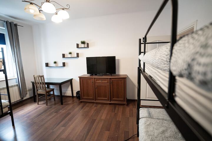 Room 21 of 31