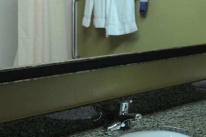 Bathroom sink
