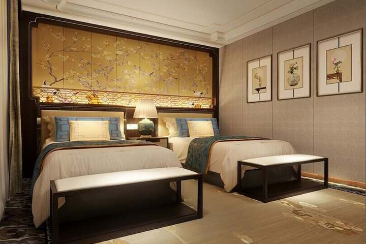 Room 26 of 80