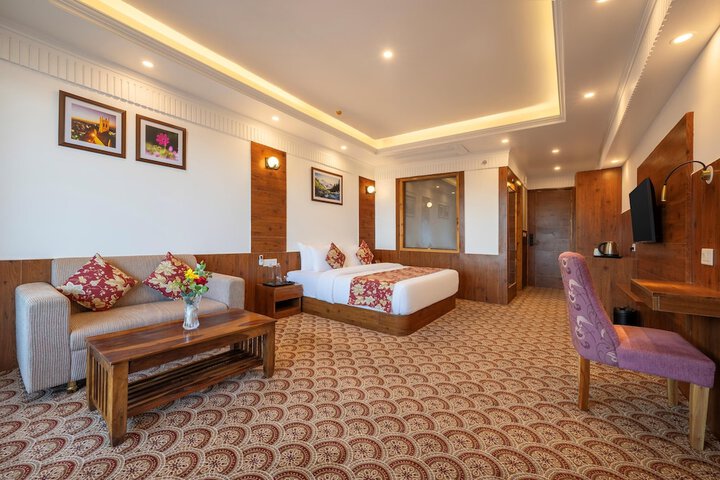 Room 18 of 51