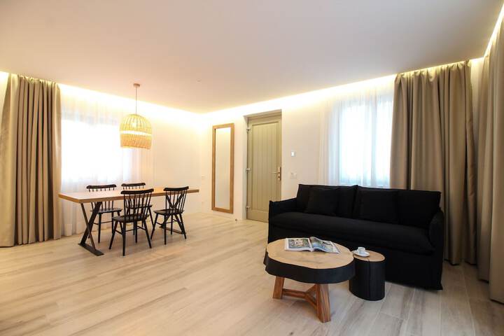 Room 26 of 54