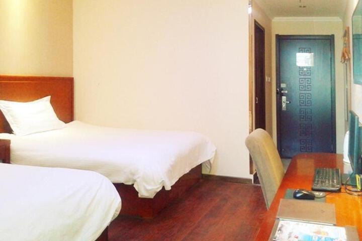 General 11 of 12