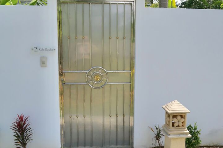 Room 20 of 98