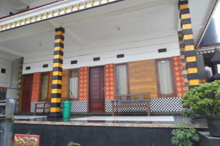 Rahayu Hotel