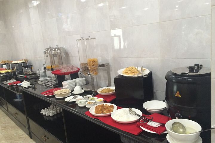 Breakfast/Coffee Service 39 of 56