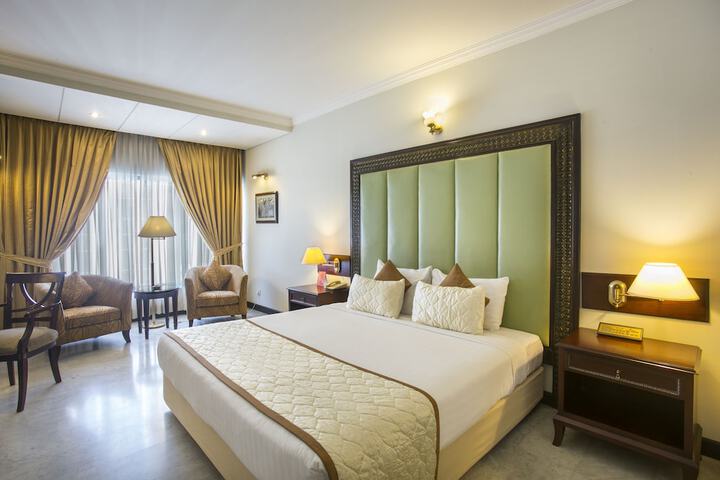 Room 40 of 258