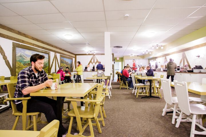 Breakfast/Coffee Service 48 of 67