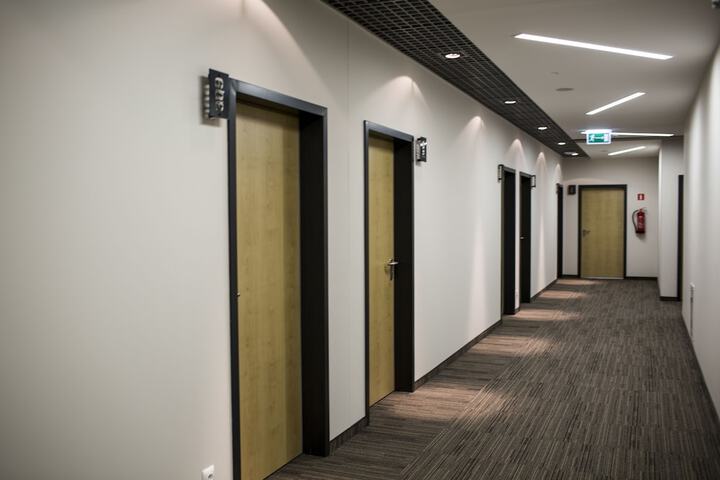 Ballroom/Hall 44 of 50