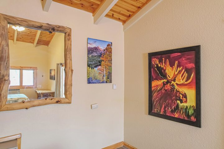 Room 40 of 168