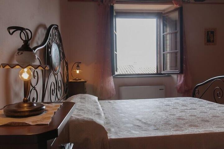 Room 14 of 95