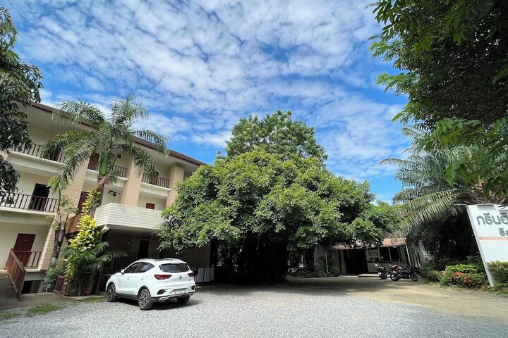 Green Hill Resort