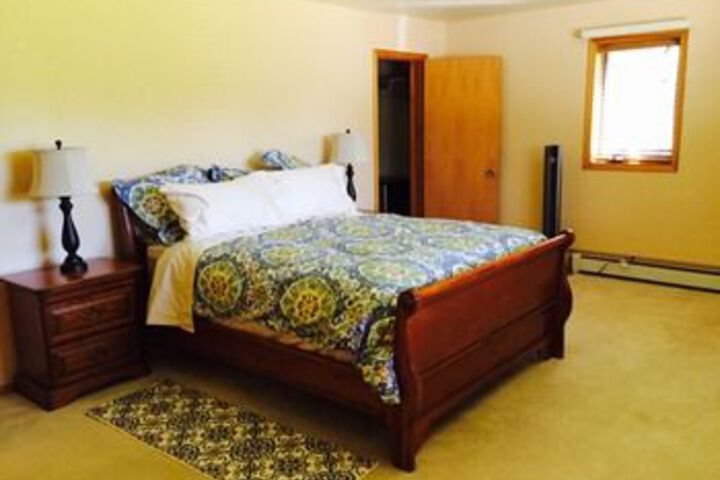 Room 44 of 115