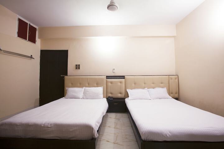 Room 20 of 27