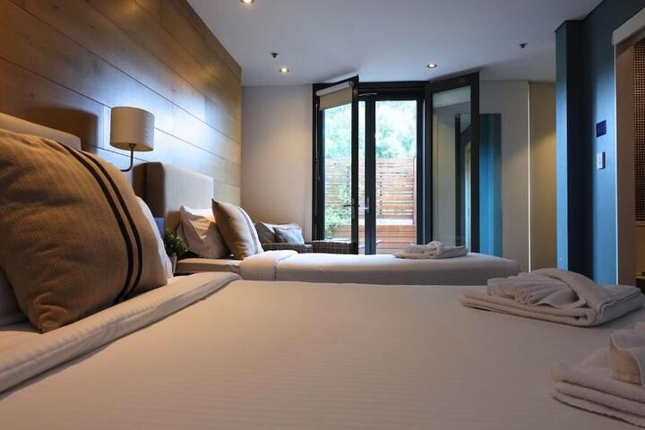 Room 6 of 55