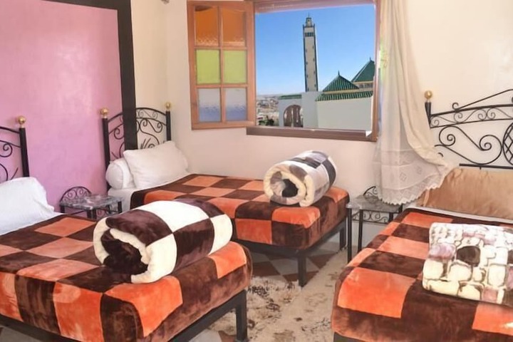 Room 9 of 30