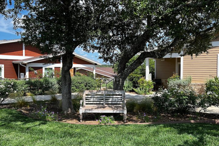 Property Grounds 28 of 39