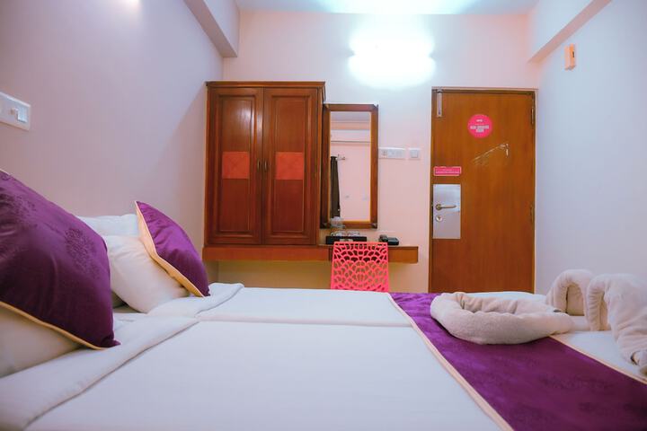 Room 16 of 32