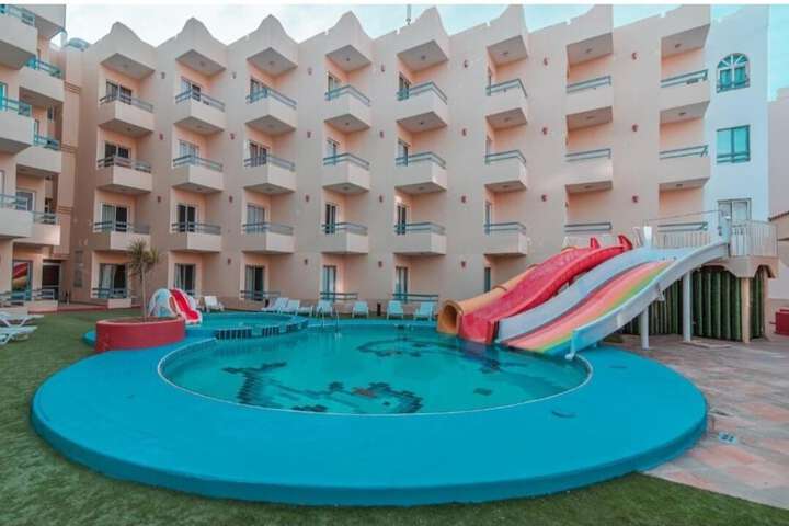 Hotel 32 of 40