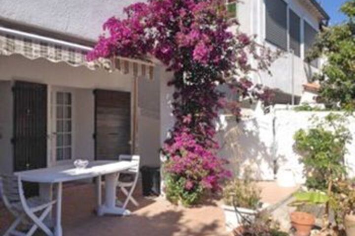 Photo of House With 3 Bedrooms in Marseille With Enclosed Garden and Wifi - 1 km From the Beach