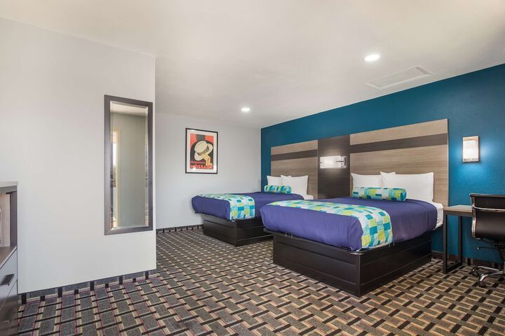 2 Double Beds Pet Friendly (5 of 12)