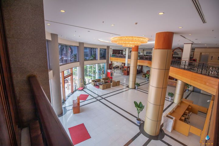 Hotel Interior 4 of 94