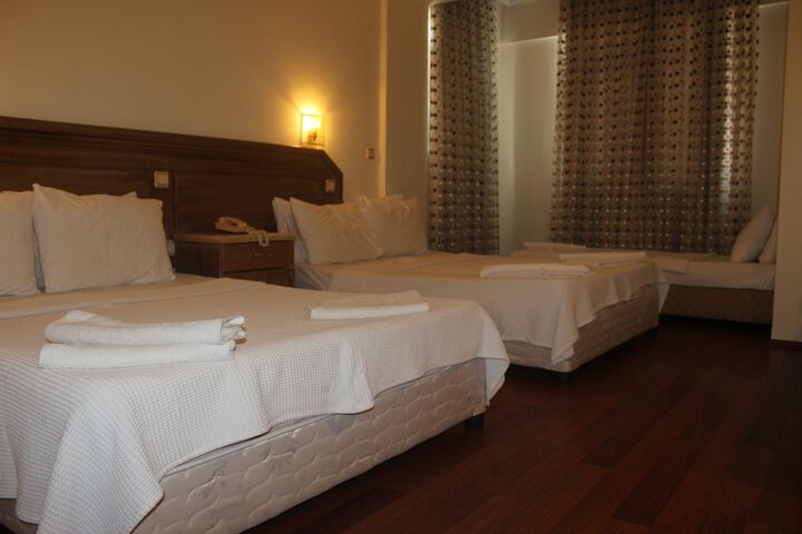 Room 21 of 66