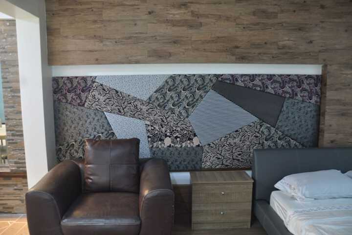 Room 25 of 43