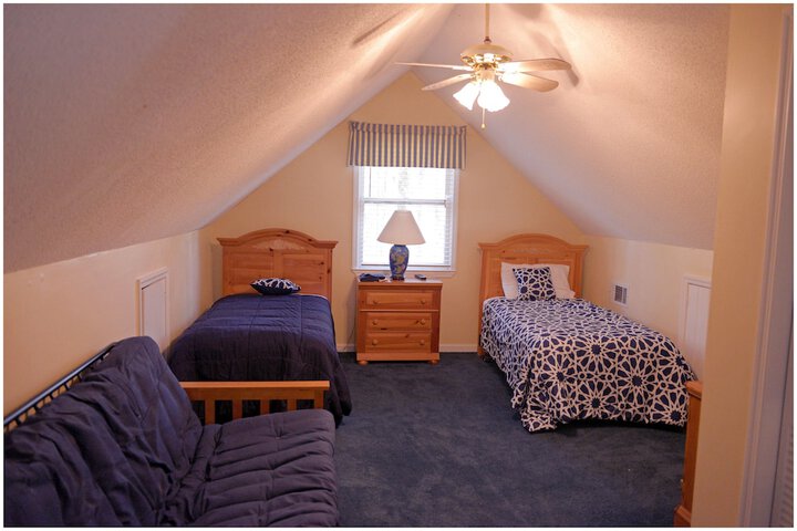Room 144 of 400