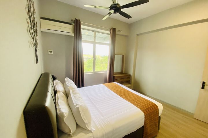 Room 10 of 71