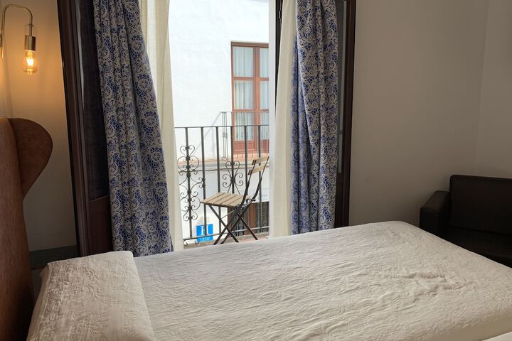 Room 25 of 74