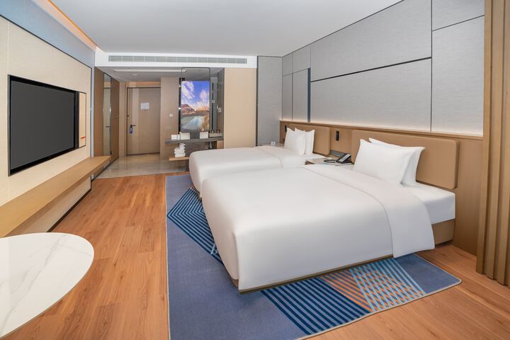 Room 5 of 41