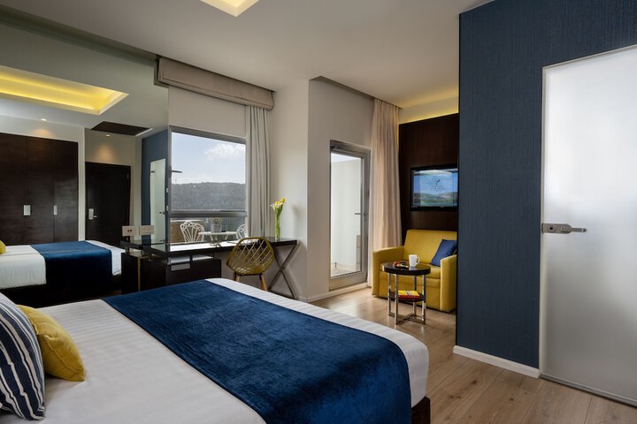 Room 41 of 106