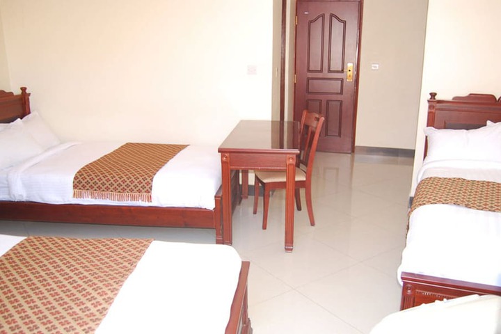 Room 7 of 20