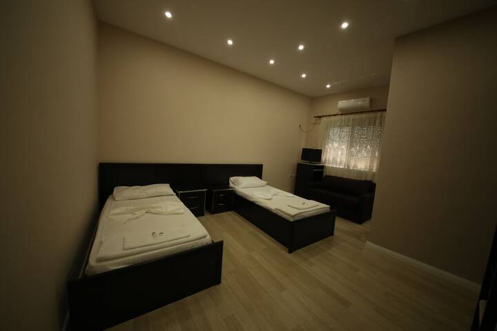 Room 16 of 45