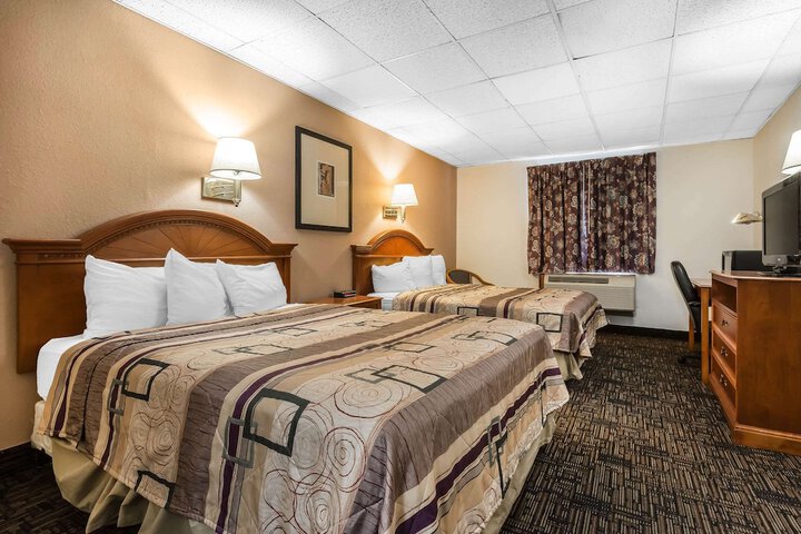 Room 21 of 29
