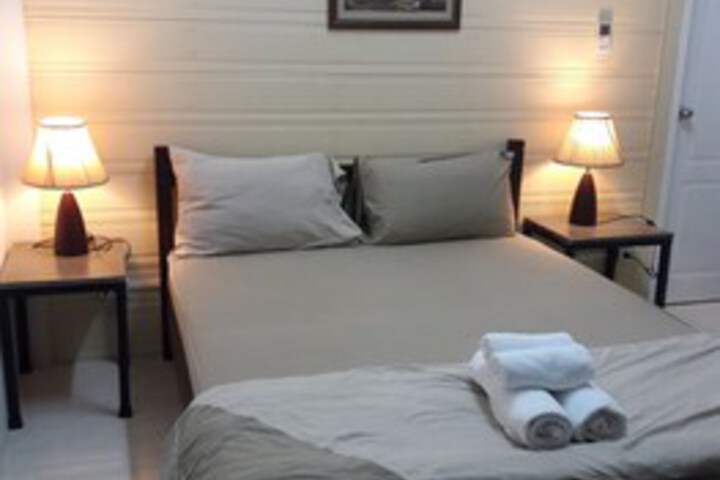 Room 33 of 50