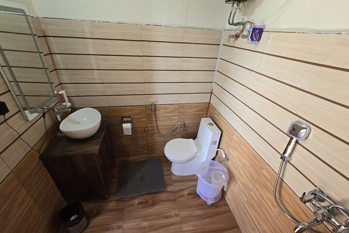 Room 14 of 19