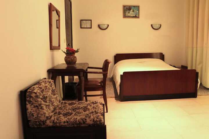 Room 5 of 24