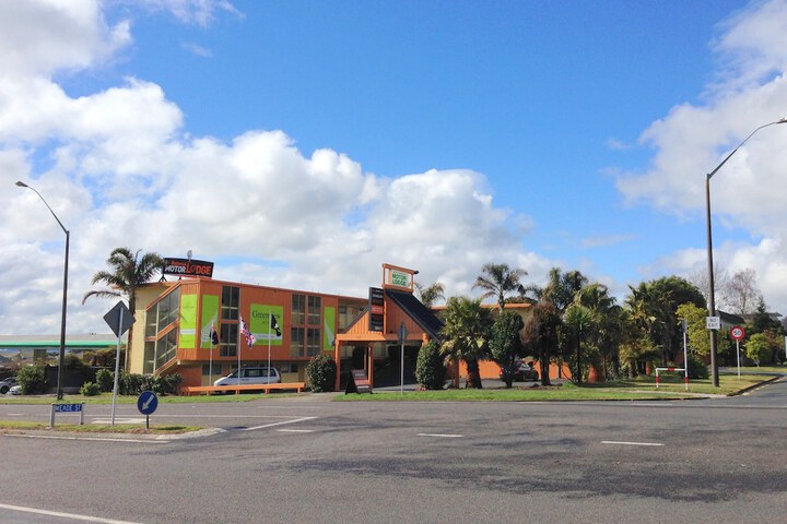 Greenview Motel