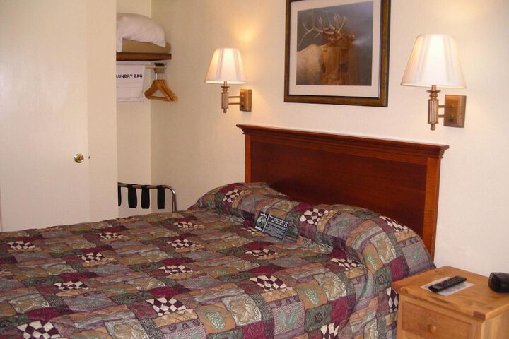 Room 12 of 54