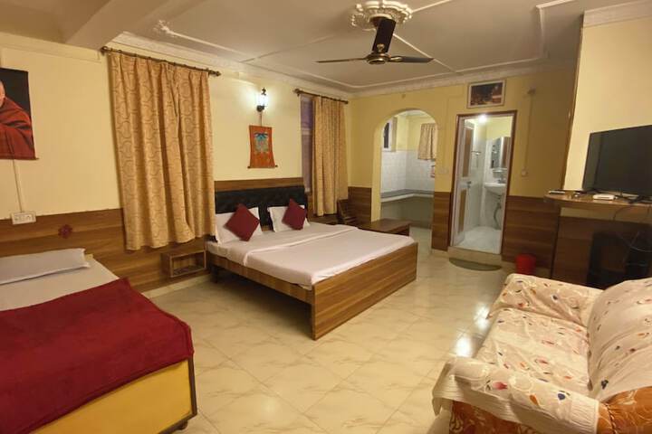 Room 13 of 57