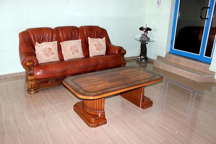 Room 12 of 21