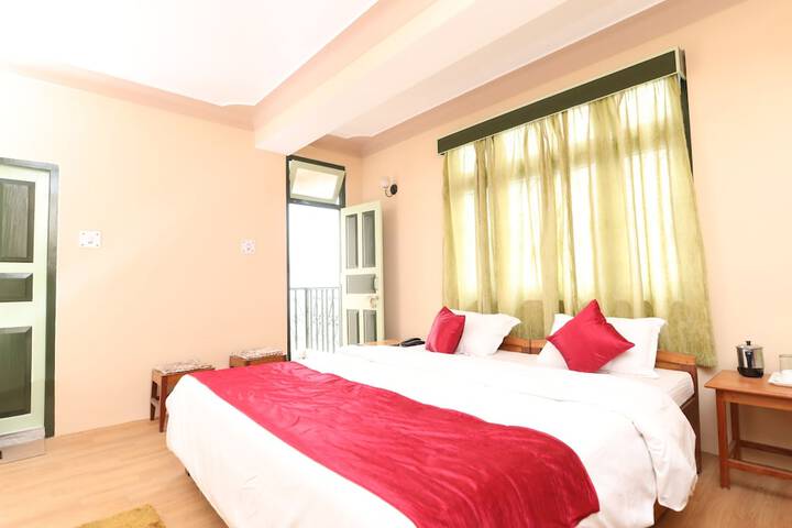 Room 8 of 23