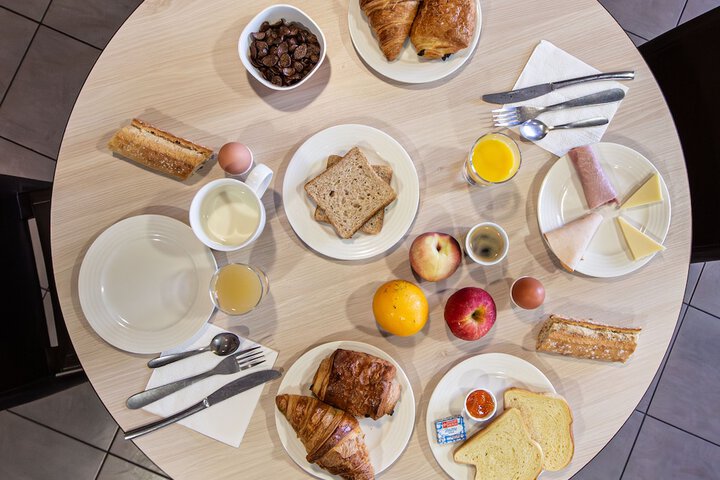 Dining Photos