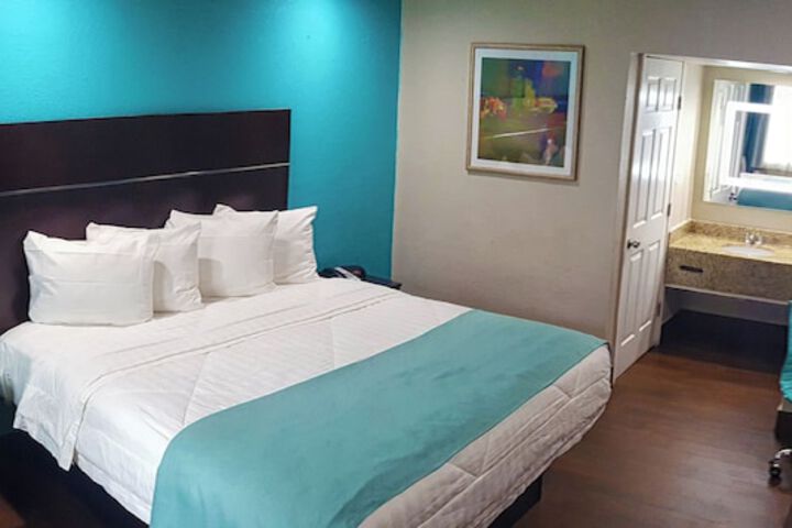 Spanish Trails Inn in Laredo, TX