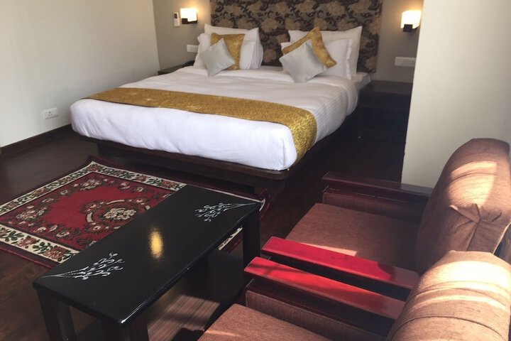 Room 11 of 44