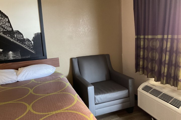 1 King Bed Mobility Accessible (21 of 27)