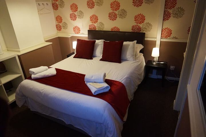 The Boundary Hotel Image 5