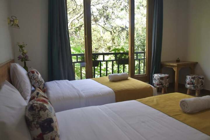 Room 12 of 29