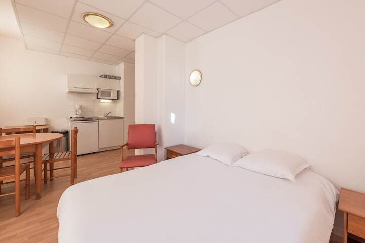Room 3 of 19